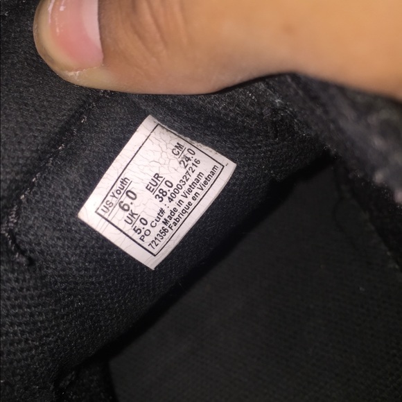 Unisex vans shoes😍 - Picture 4 of 4